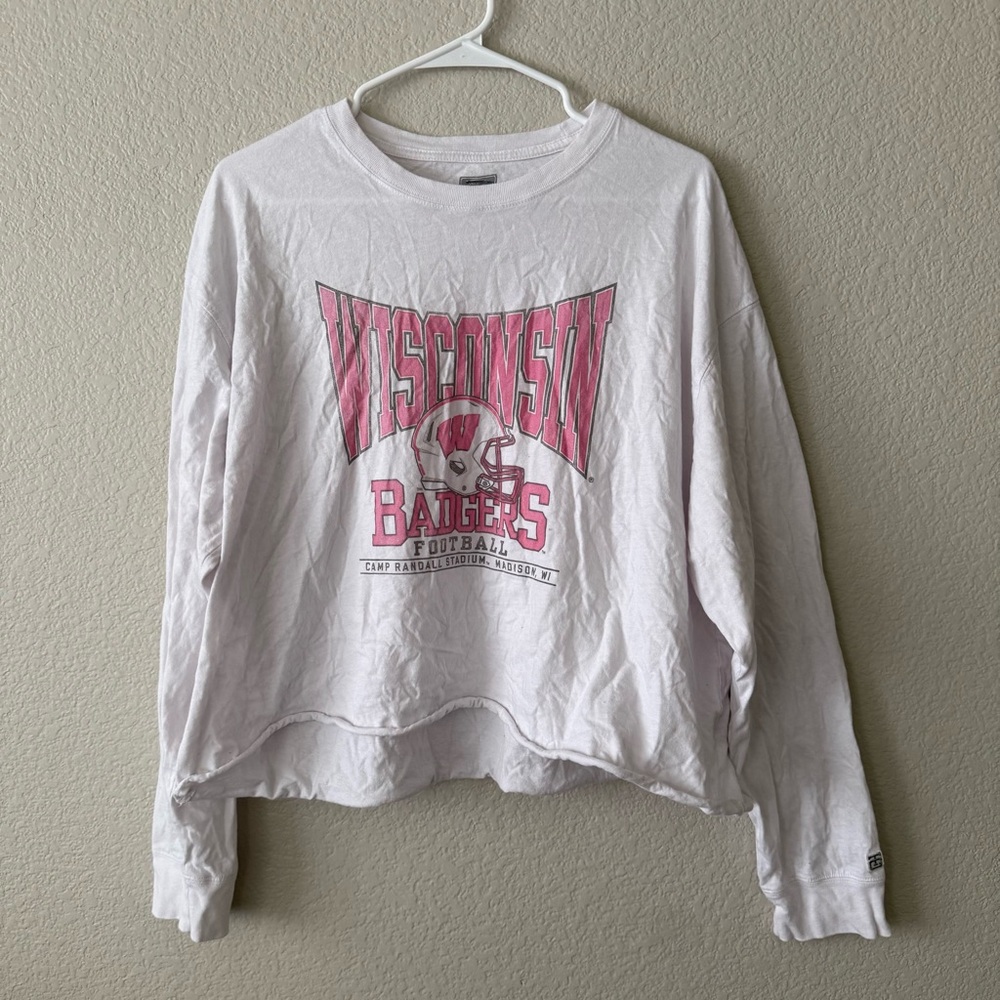 Wisconsin Badgers Long Sleeve Crop Shirt